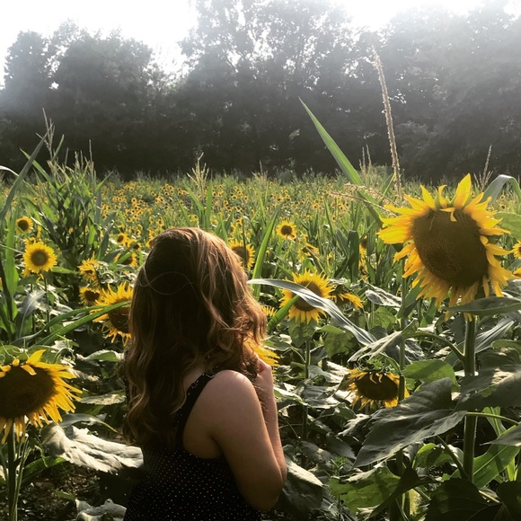 Meet your Posher, Jessica - Picture 1 of 1